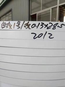 תנועה לבן ral 9003 9016 prepainted ppgi slitted פלדת רצועת סליל עבור תקרת <span class=keywords><strong>T</strong></span> רשת בר