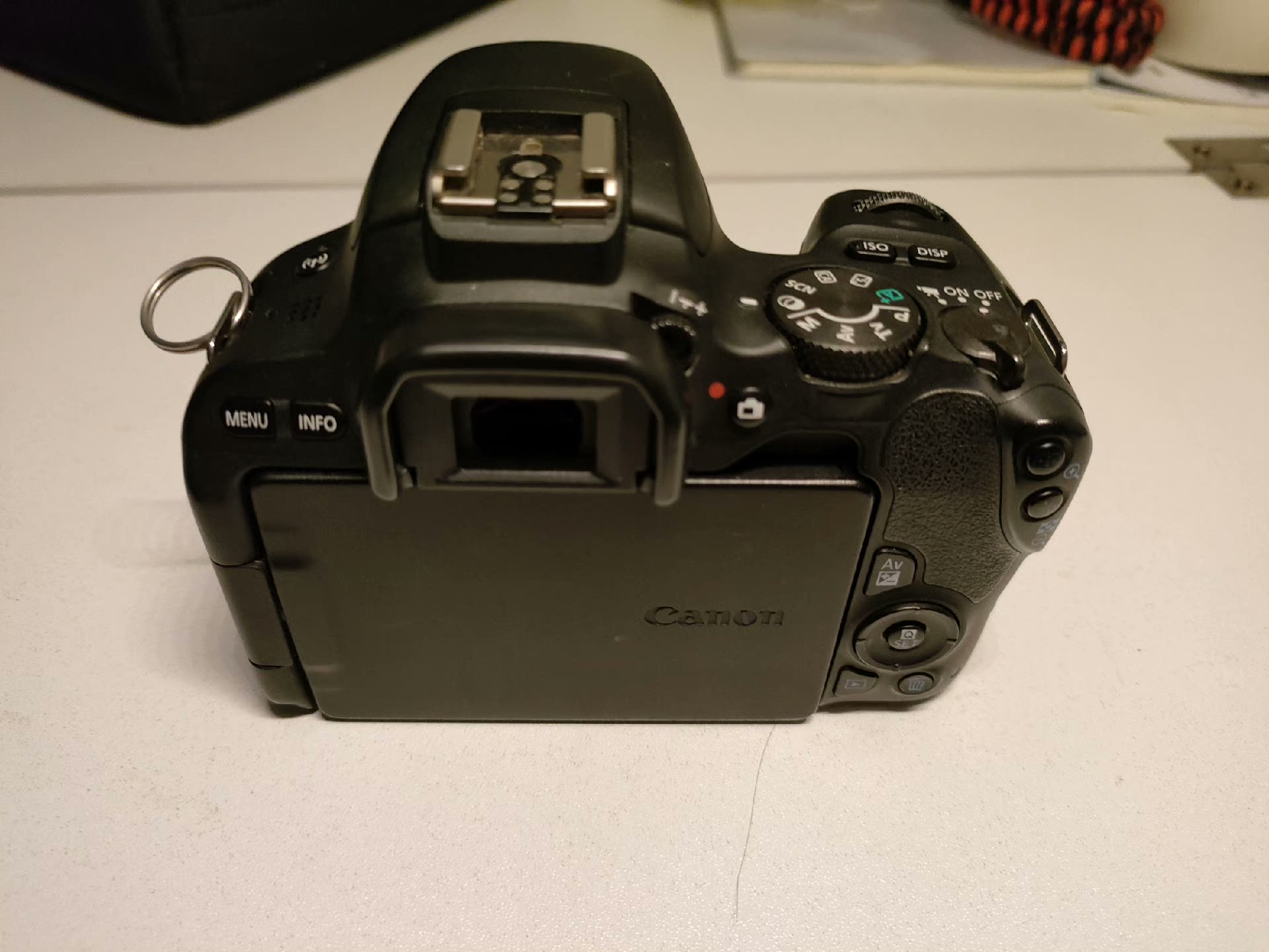 > 24.0MP