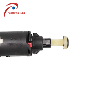 453422 453421 9643478880 fren ışık anahtarı Peugeot için uygulanabilir 106 206 207 CC CITROEN C1 C2 C3 C4 Elysee 16V ZX XM XSARA