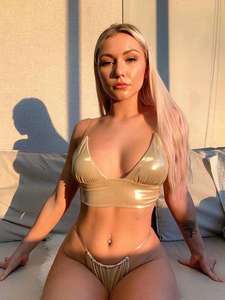 2022 Nieuwe Mode Dames Licht Goud Lederen <span class=keywords><strong>Sexy</strong></span> Bikini Badpak Set Dames <span class=keywords><strong>Sexy</strong></span> Badpak Tweedelige Set - Product Image 5