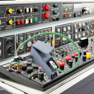 西门子S7 300系列原装零件模拟输入模块，用于PLC PAC和专用Controllers6ES7322-1BL00-0AA0 - Product Image 4