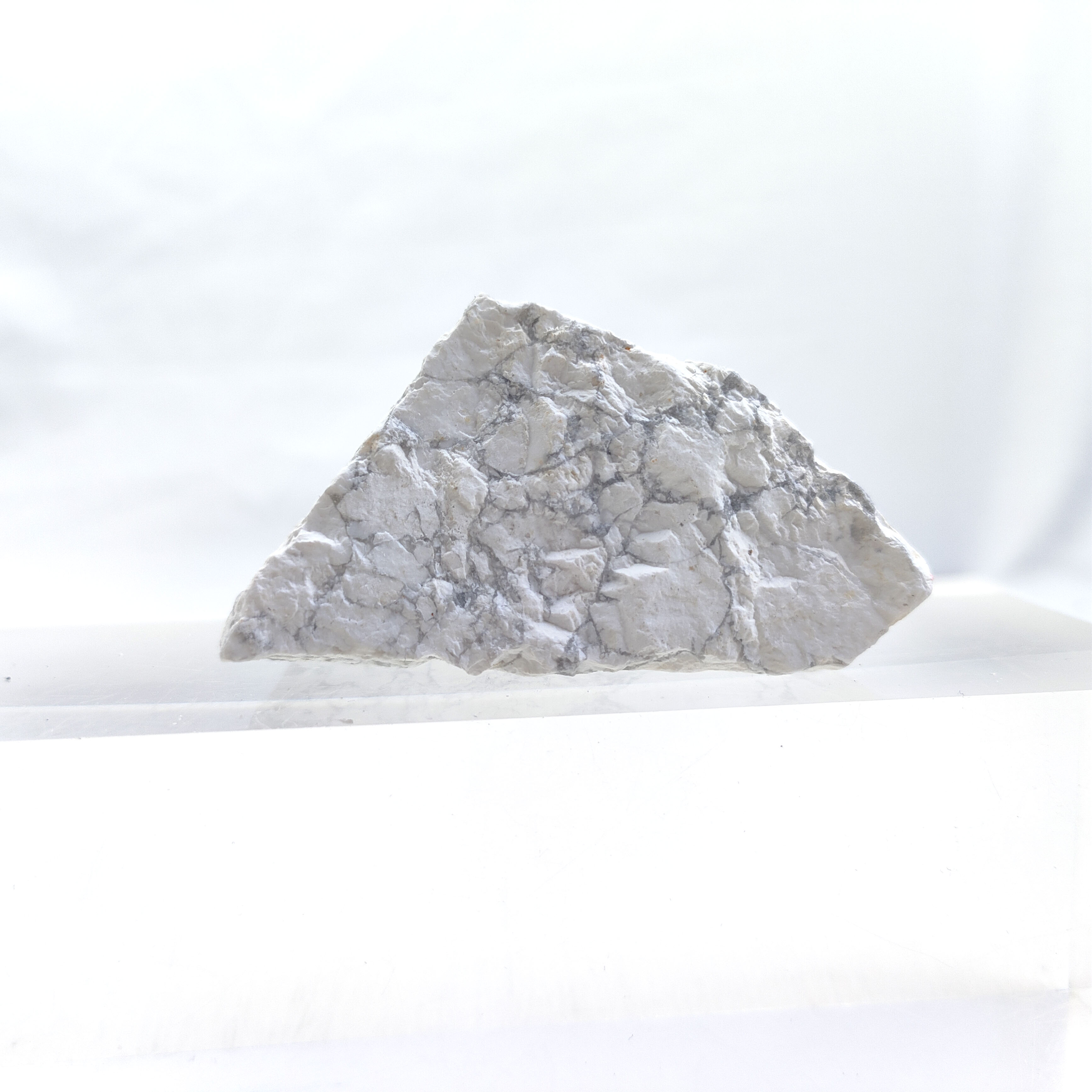 Howlite