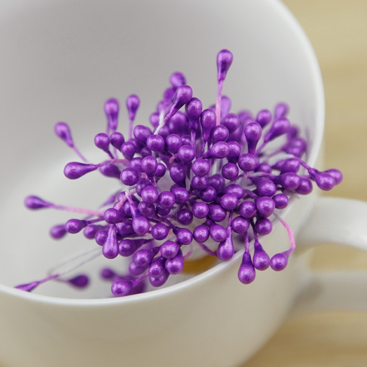 morado oscuro