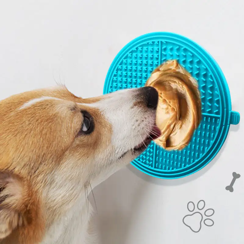 Amazon Popular Slow Feeder Lick Mat Safe Pet Accessories Dog Cat Silicone Licking Pad for Yogurt Peanut Butter
