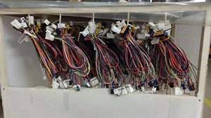 ตะขอเกี่ยวสายไฟแบบห่วงพลาสติกสำหรับมัดสายไฟสีเหลือง - Product Image 5