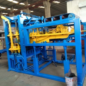Máquina de fabricación de bloques de hormigón, bloque automático de QT6-15 - Product Image 4