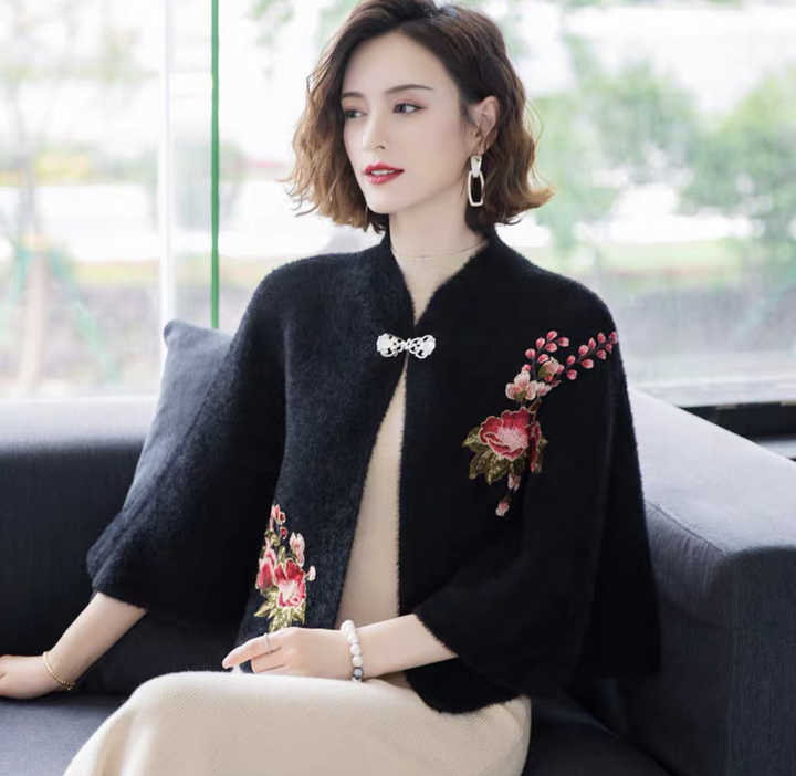 OEM New Arrival Luxury Floral Printing Jacquard Women Autumn Winter Pashmina Wraps Shawls