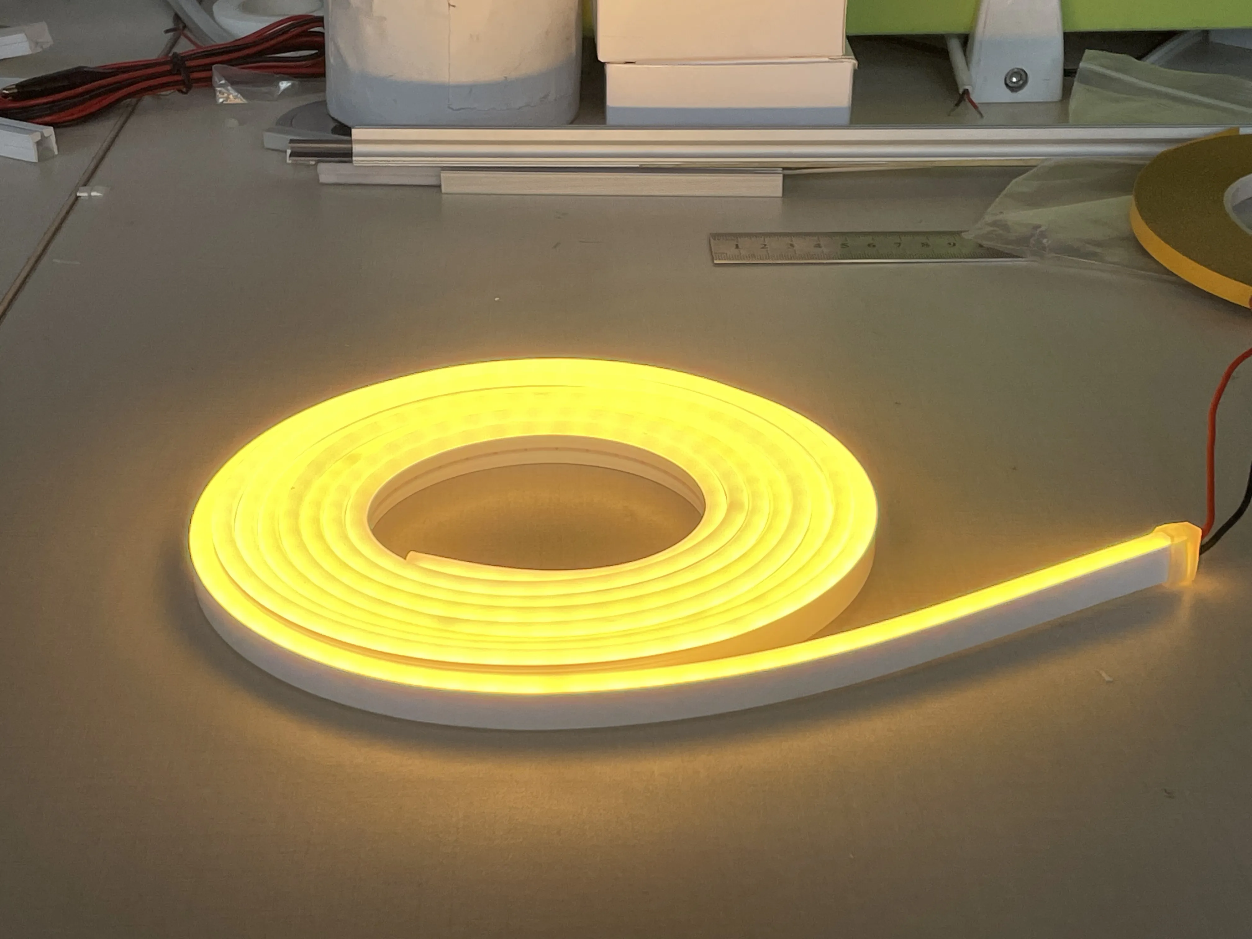 Cubierta de tubos de neón de 6*13mm, tira de luces flexibles de 12V, luz de neón Led flexible de silicona separada, luz de neón LED curva libre