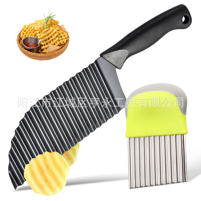 El cuchillo para patatas corta las patatas y las envasa en bolsas resellables.