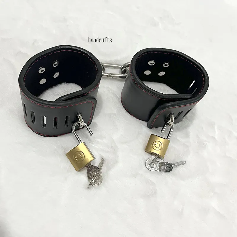 Wholesale Personality Sex Toys Bdsm Adjustable Leather Hand Baked Bracelet Bondage Sexy Handcuffs