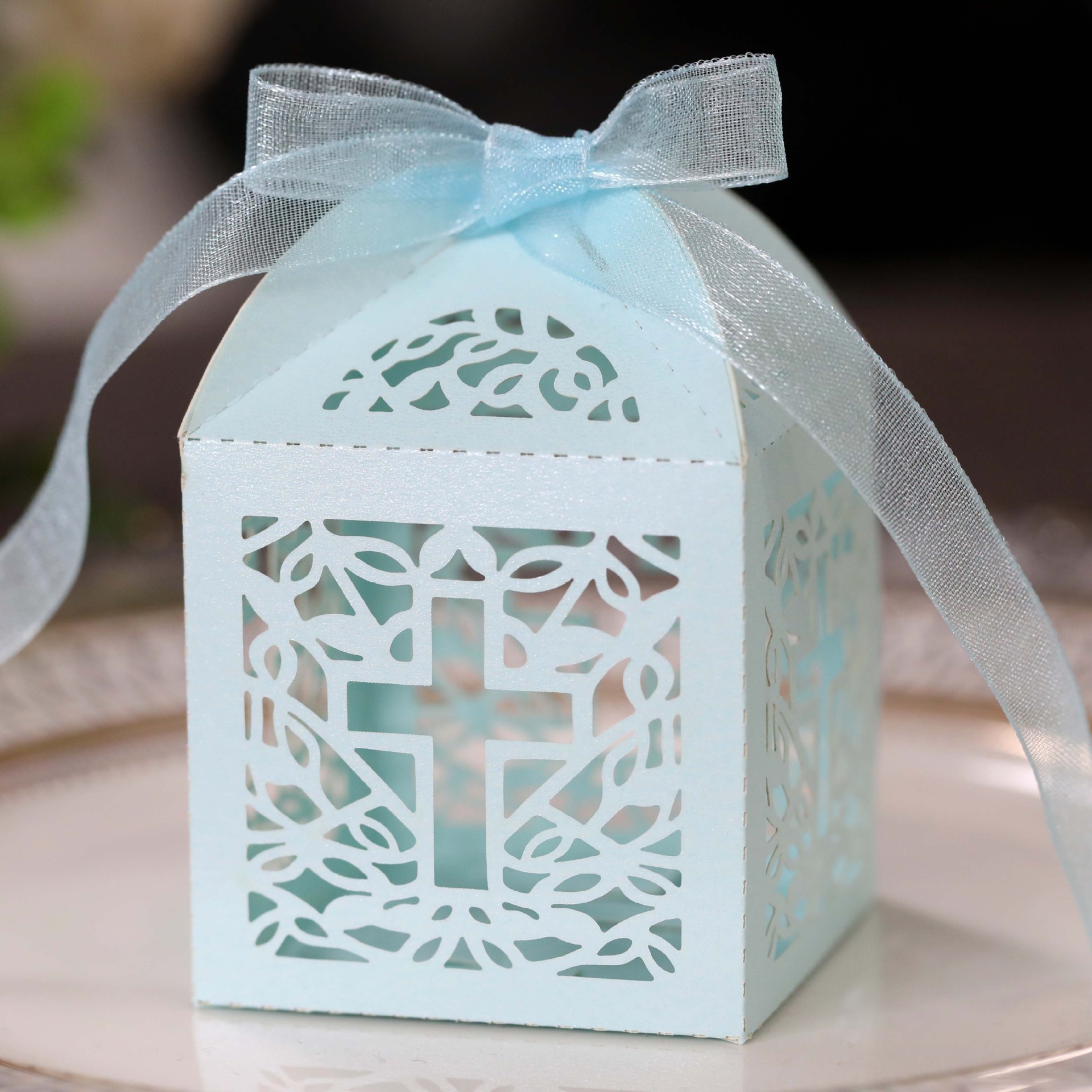 Pearl light blue