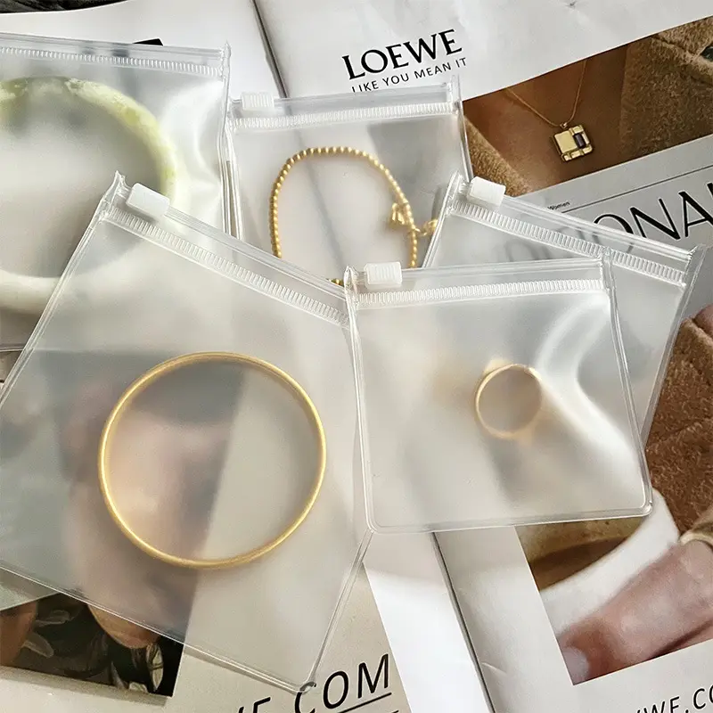 사용자 정의 귀하의 브랜드 로고 젖빛 투명 PVC 파우치 보석 귀걸이 반지 목걸이 팔찌 포장에 대 한 작은 플라스틱 지퍼 가방