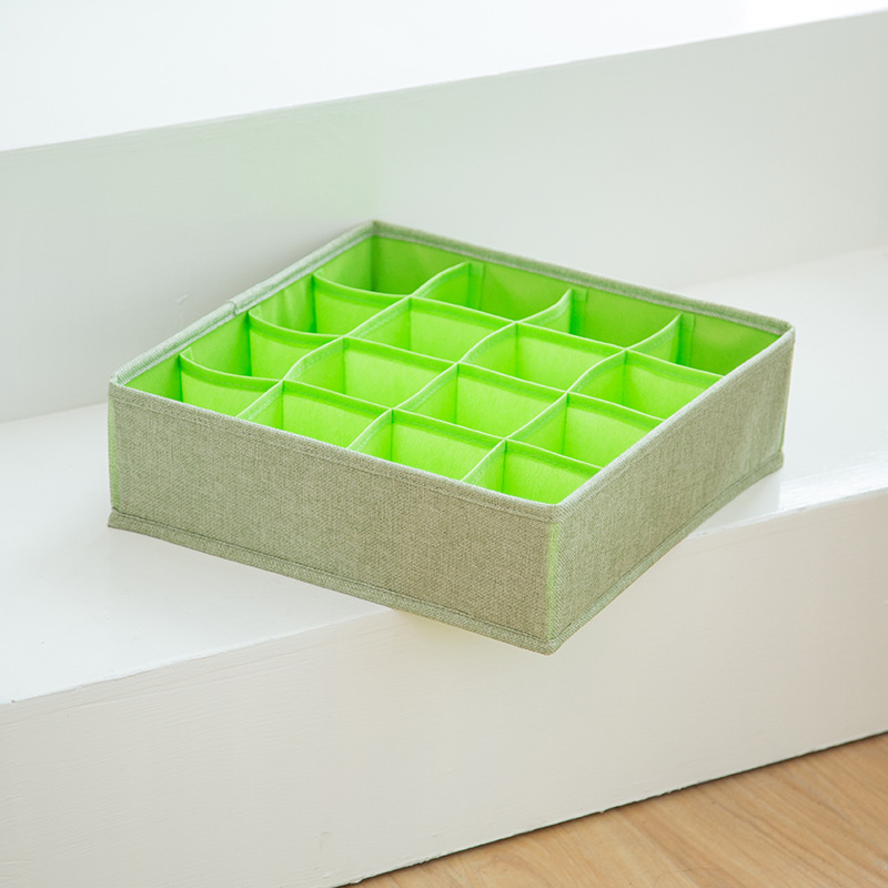 16 green squares