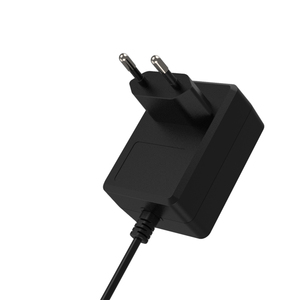 CE ROHS批准的10W 5V 2A壁挂式交流DC开关电源适配器100-240V闭路电视摄像机电源欧盟插头