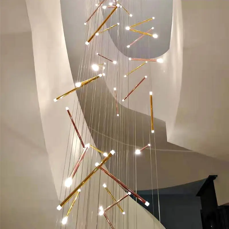 Lampadario per scale moderno personalizzato in fabbrica lampada a sospensione in vetro con tubo di rame a sospensione lunga