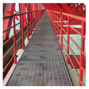 Tamanho personalizado 30x3mm Malha Galvanizado Quadro Grating De Aço Em Relevo Para Passarelas