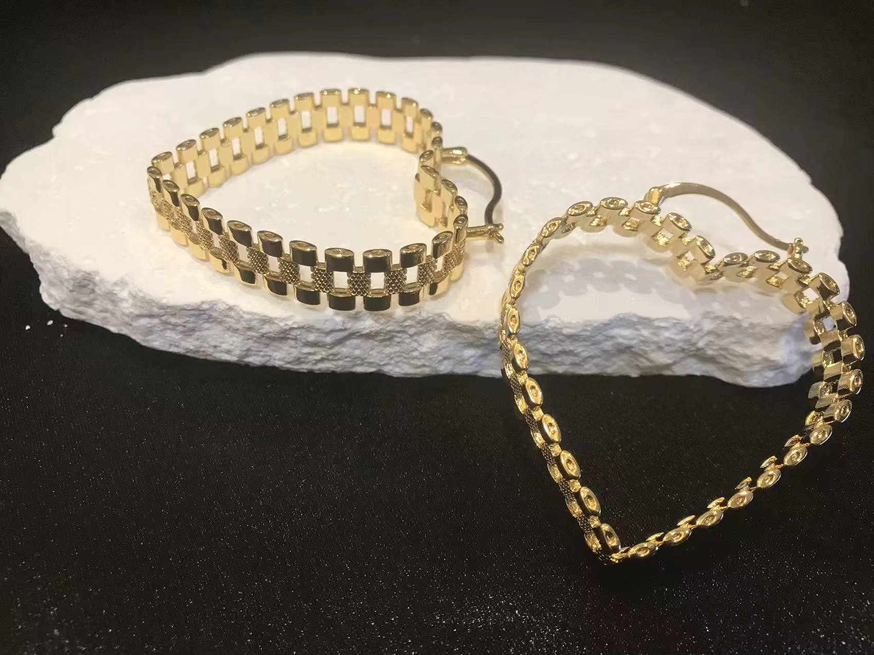 Gold11