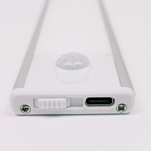 Luz de armario ultrafina Sensor de movimiento USB recargable LED Luz de armario Sensor inteligente luces función de atenuación con imán