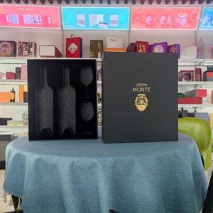 高级两瓶带两杯酒纸包装盒，用于中国带EVA插件的豪华红酒礼品盒 - Product Image 4