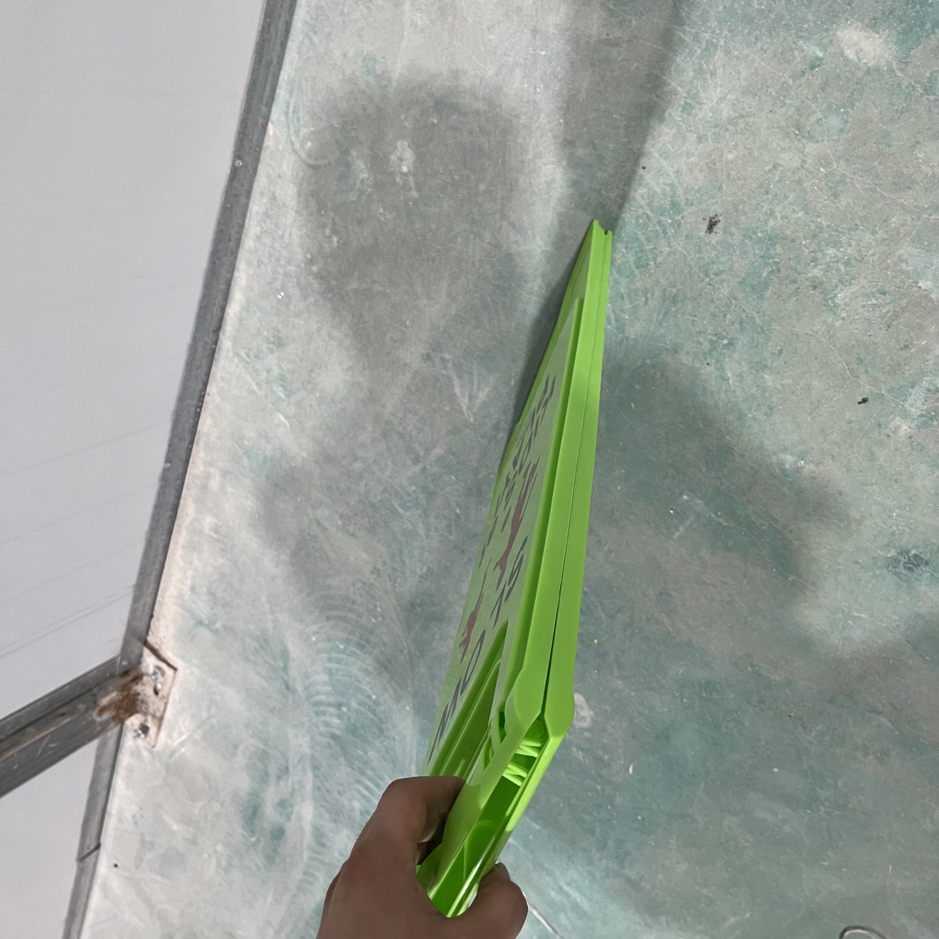Customized Green Portable Plasticade Folding A-Frame Slippery Wet Floor Sign Folding Safety Sign