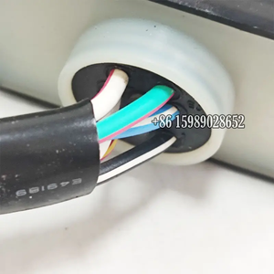 タイマーリレー182550-3251 1825503251 24VリレーM84AX-B40掘削機スペアパーツ