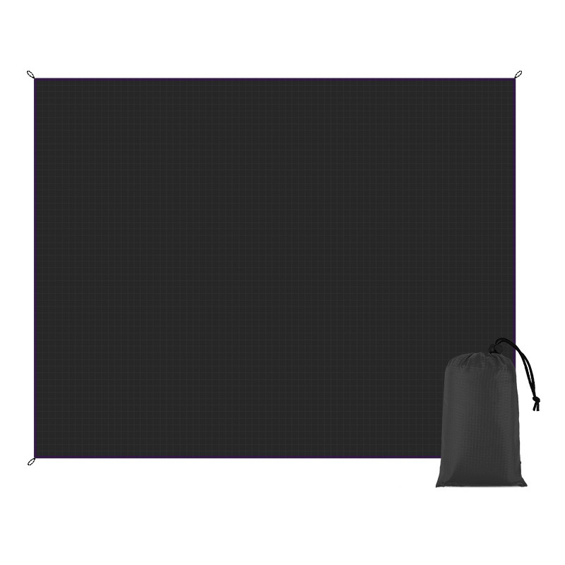 Black three-section beach mat