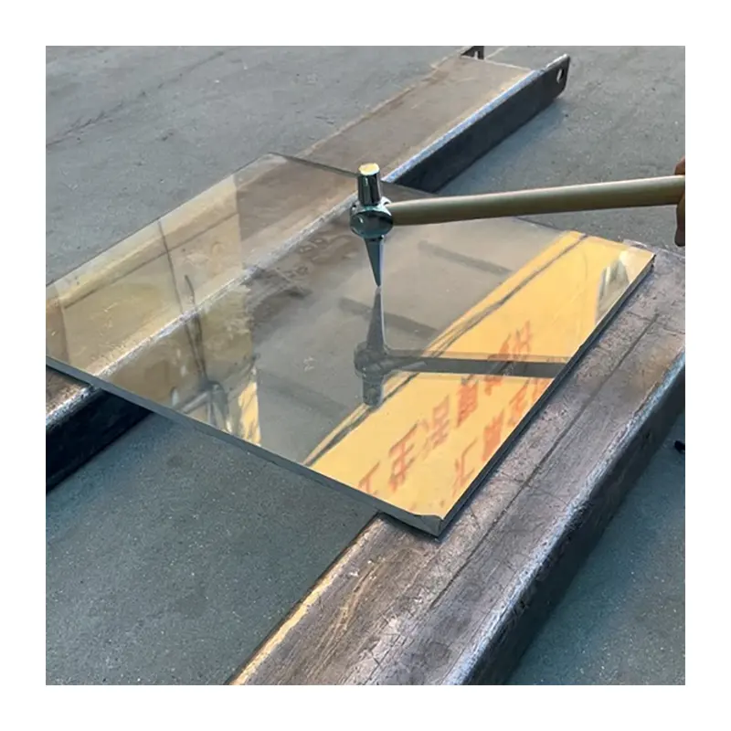 0,8mm 1mm Nuevos productos de color transparente de plástico recubierto duro panel de techo de policarbonato reductor de calor hoja de policarbonato sólido
