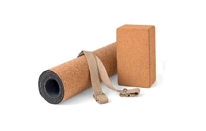 Eco-Friendly and Non-Slip Exercise 4mm Cork TPE Yoga Mat for Fitness Studio or Home Use