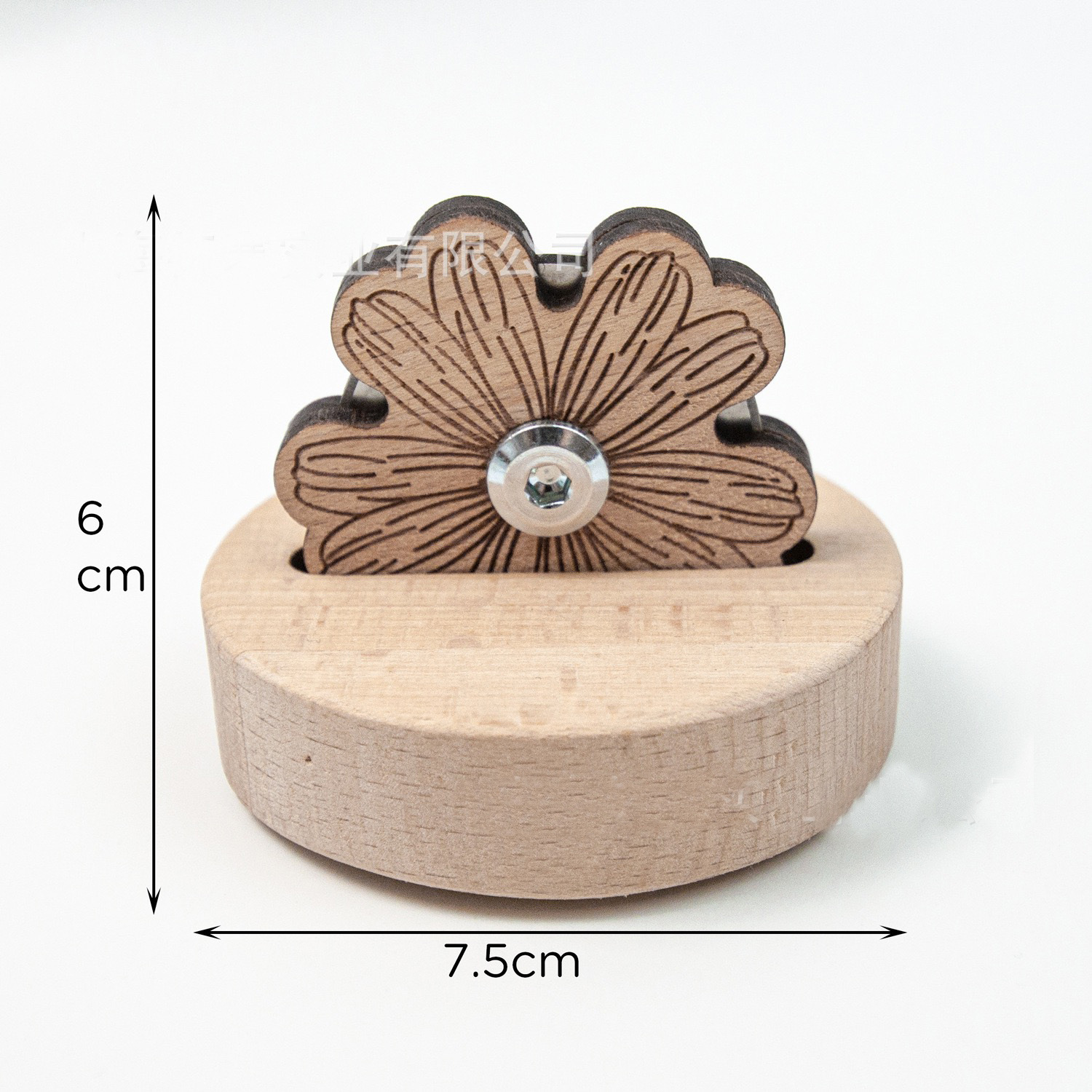 Solid wood carved flower desktop trimmer, No. 1 daisy design