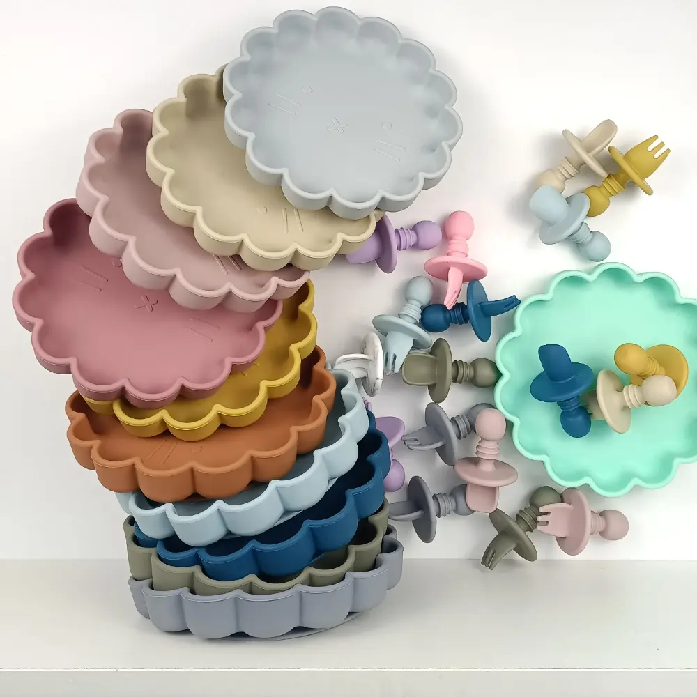 준비 도매 100% BPA 무료 사용자 정의 로고 유아 실리콘 제품 그릇 미니 칼 숟가락 포크