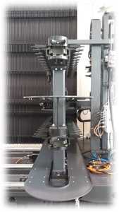 Tek BT40 mili 3/<span class=keywords><strong>4</strong></span>/5 eksen dikey CNC işleme makinesi yeni hareketli sütun freze torna GSK FANUC SIEMENS kontrolü ile