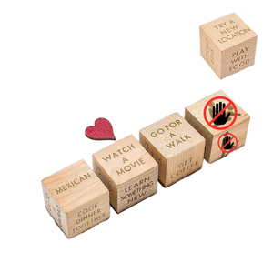 Paare Spiele Benutzer definierte hölzerne Entscheidung würfel Romantische Sexspielzeug kiste für Männer Set Datum Nacht Tablett für Paare Geschenke <span class=keywords><strong>Sex</strong></span> Würfel - Product Image 6
