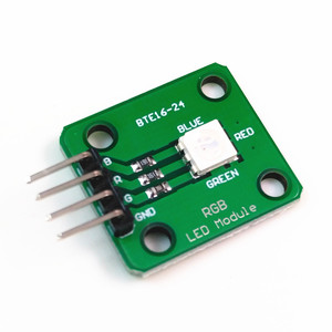 Rotes grünes und blaues RGB-LED-Modul für die Blitz demonstration des Arduino UNO R3-TEST-Programms