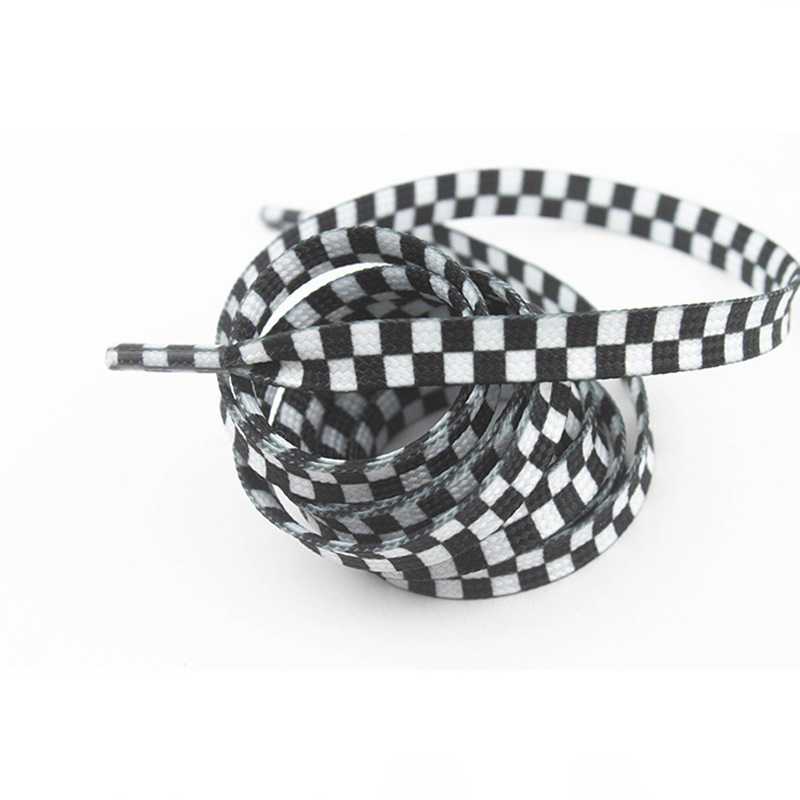 Scacchiera bianco e nero-8