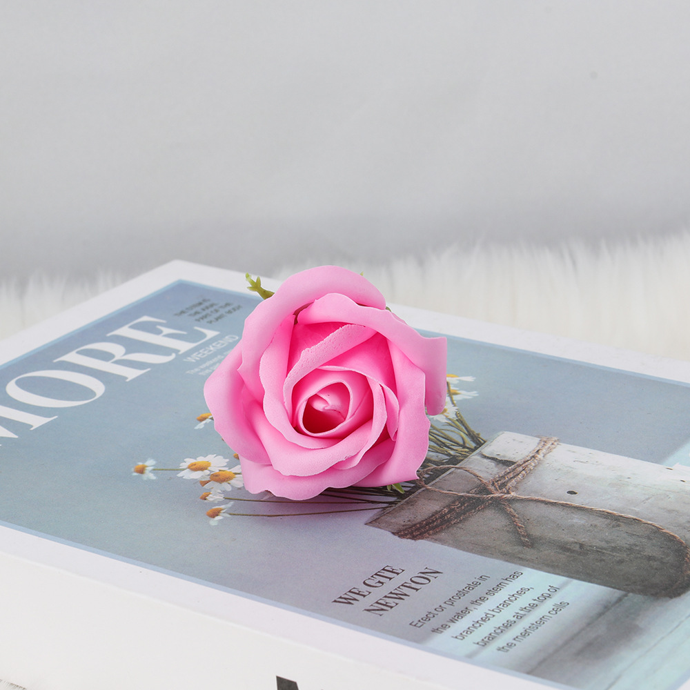 M rose