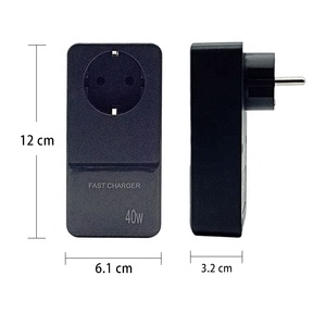 新设计的欧洲旅行适配器插座便携式插座，带带PD20W + QC3.0充电端口的USB快速充电电源条 - Product Image 3