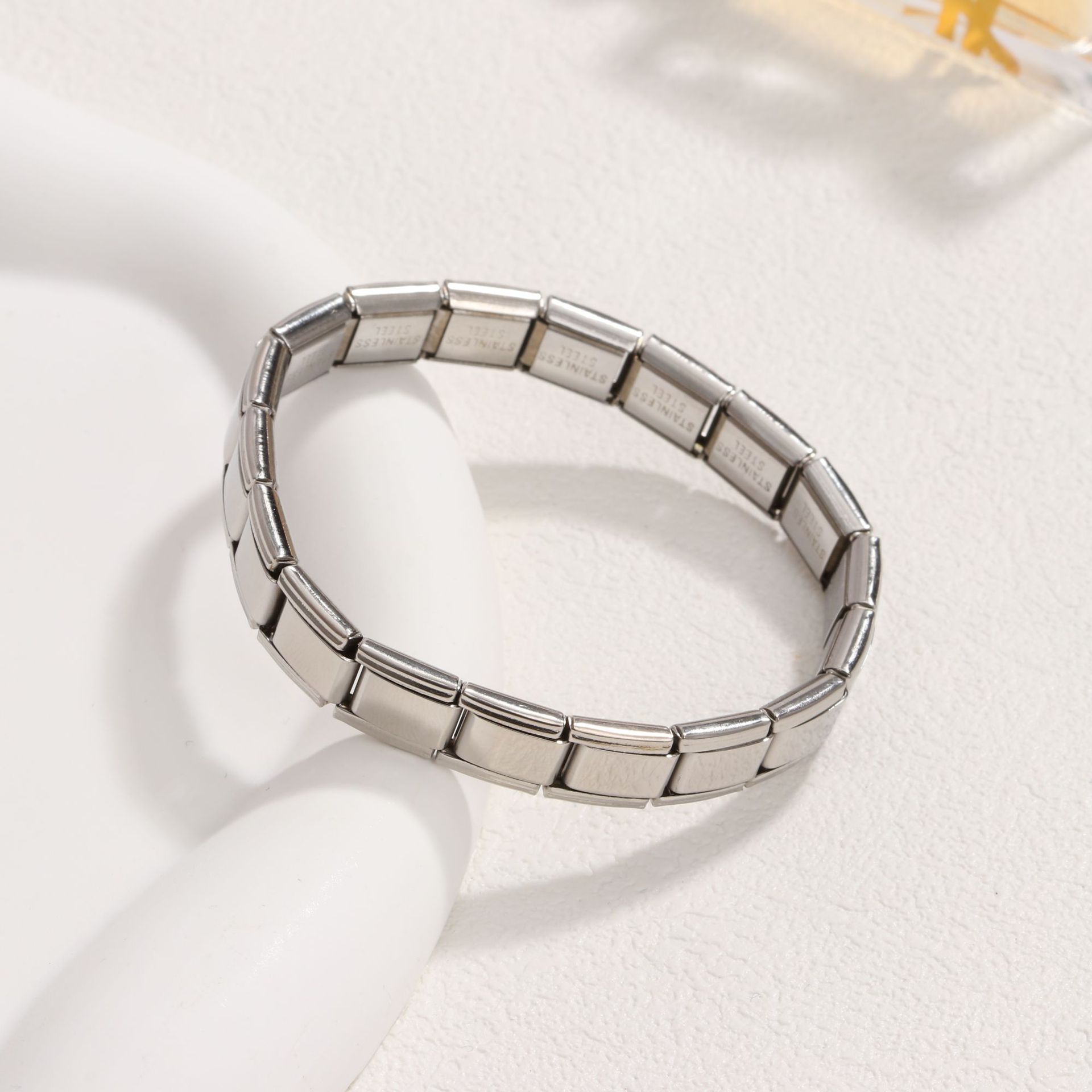 ICH002-1 Silver
