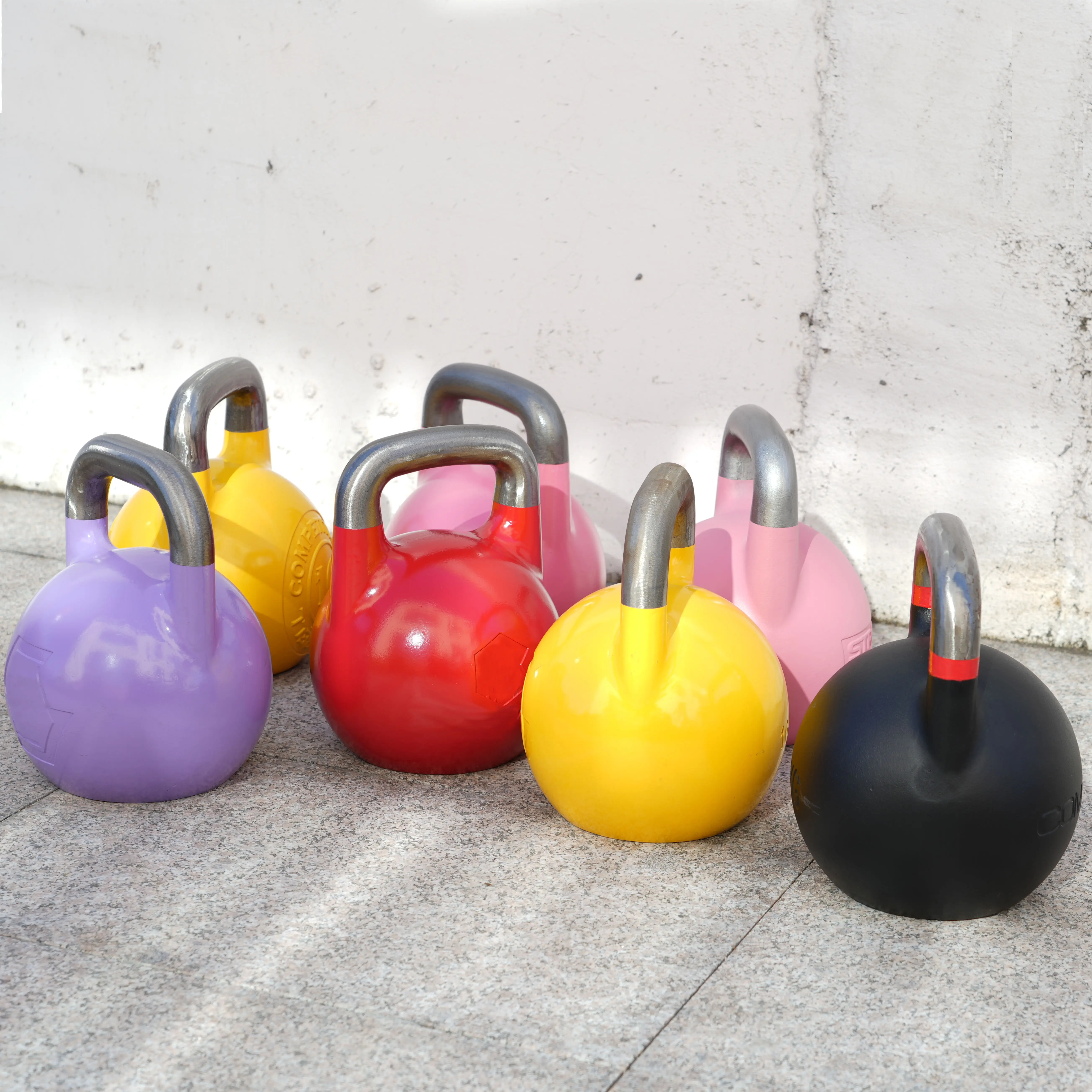 Kettlebell mango de ajuste de hierro fundido kettlebell competencia colorida kettlebell