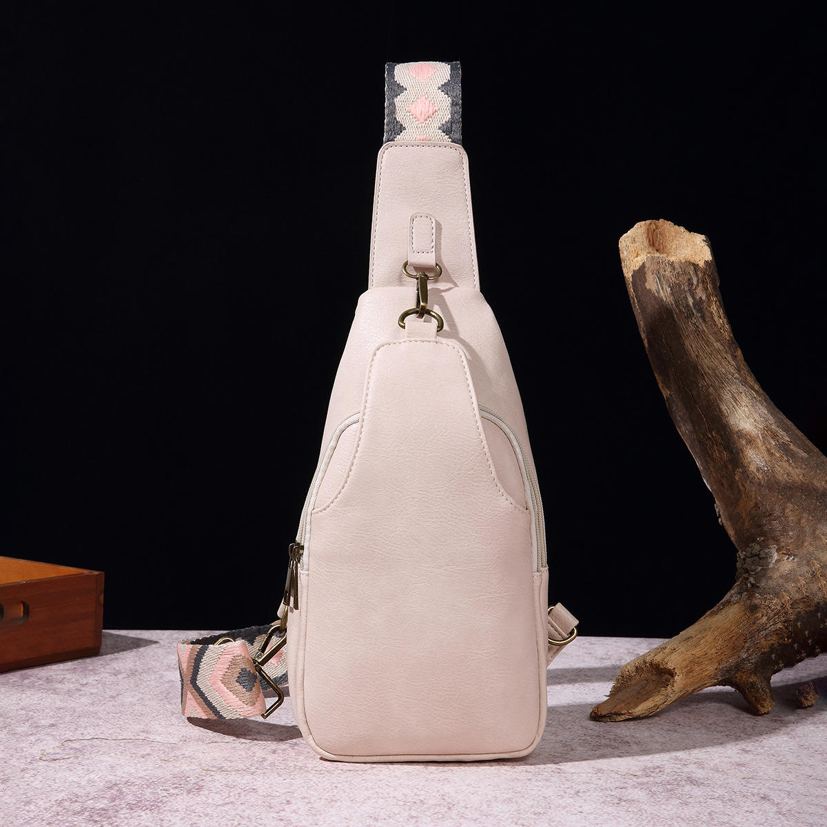 PG817 สีขาวนวลหมดสต็อก