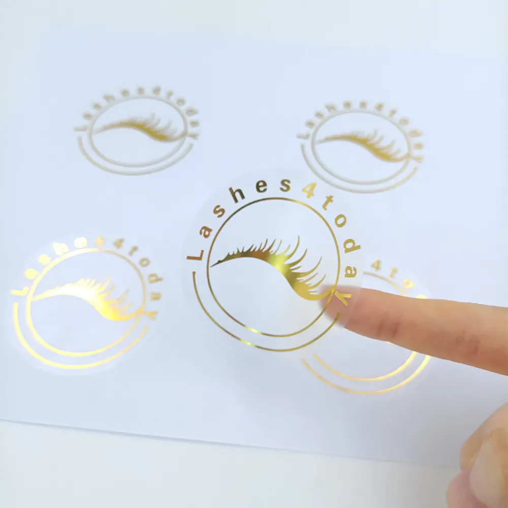Custom Logo Afdrukken Vinyl Roll Transparante Labels Clear Gold Folie Wimper Prive Verpakking Labels Stickers