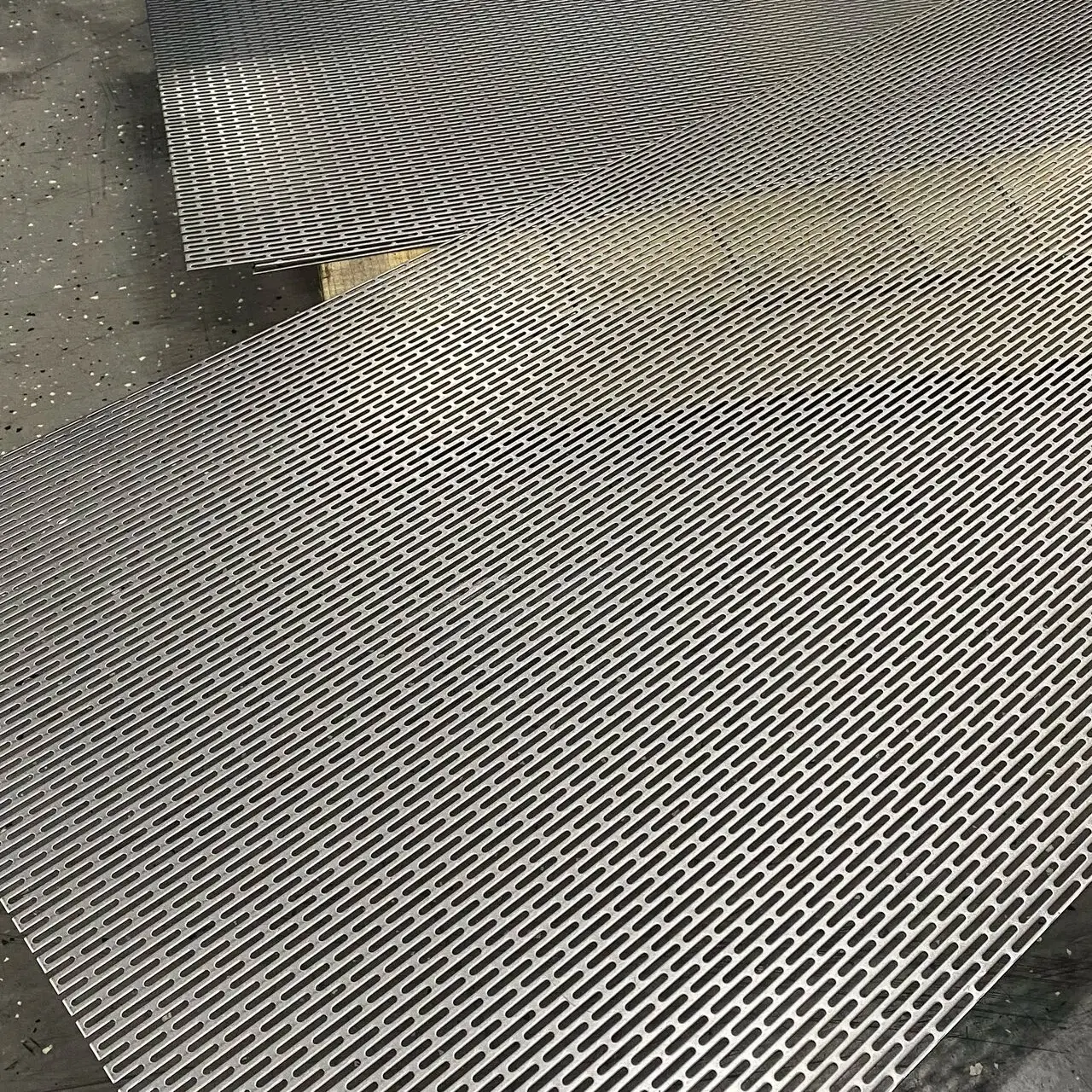 아연 도금 강판/스테인리스/알루미늄 천공 금속 시트 5/8 '', 4x8 피트 크기