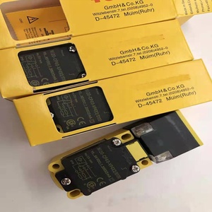 B8241-0 CMBS8151-0 sensore originale sensore di prossimità induttivo spina M12 circolare un terminale A vite A 4 posizioni codificato 4A 250V - Product Image 4