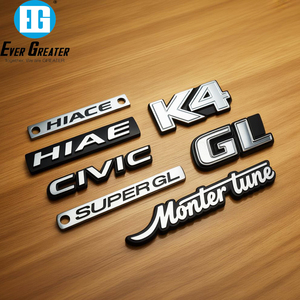 Emblema de coche personalizado exclusivo 3M Adhesivo fuerte Emblemas cromados de plástico Pegatina de coche de metal 3D - Product Image 1