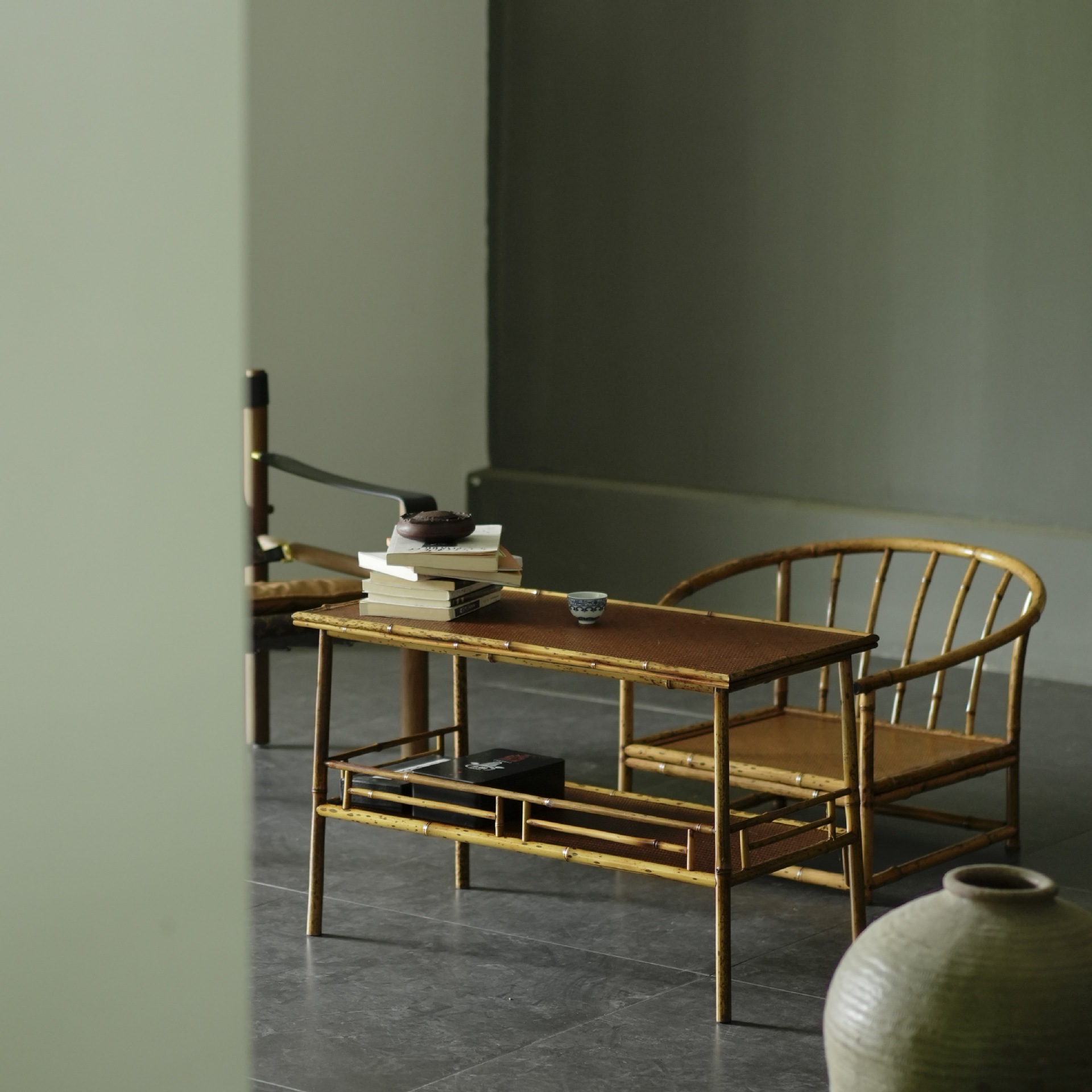 Plum Deer Bamboo Tea Table