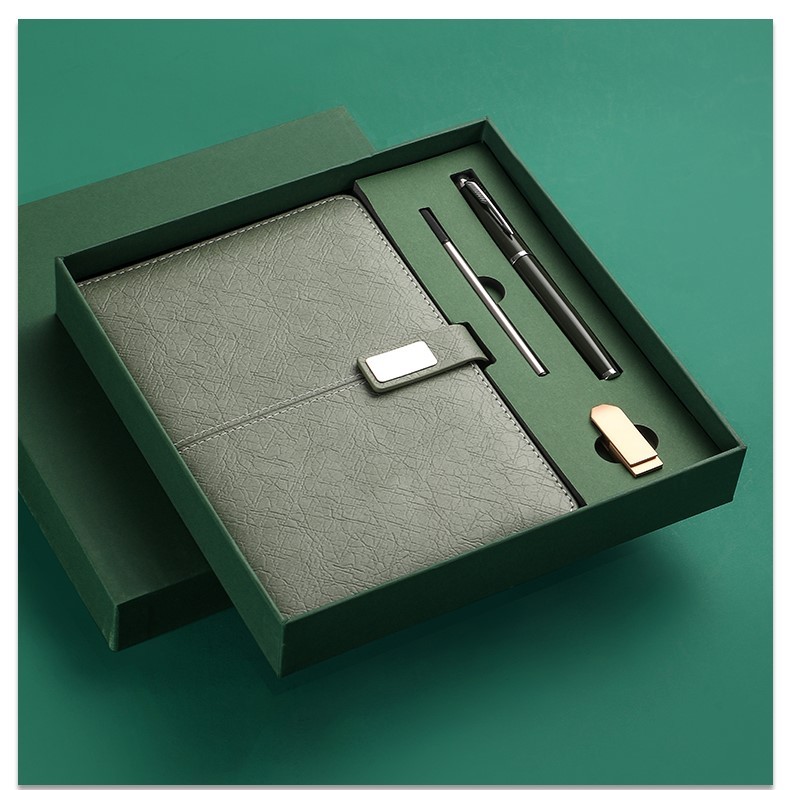 Ensemble vert avec clé USB