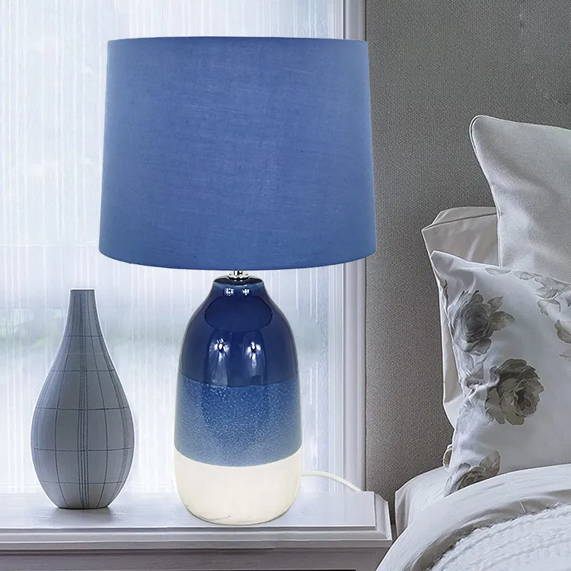 Lámpara de mesa de cerámica azul de estilo minimalista, luz decorativa para Hotel, precio al por mayor