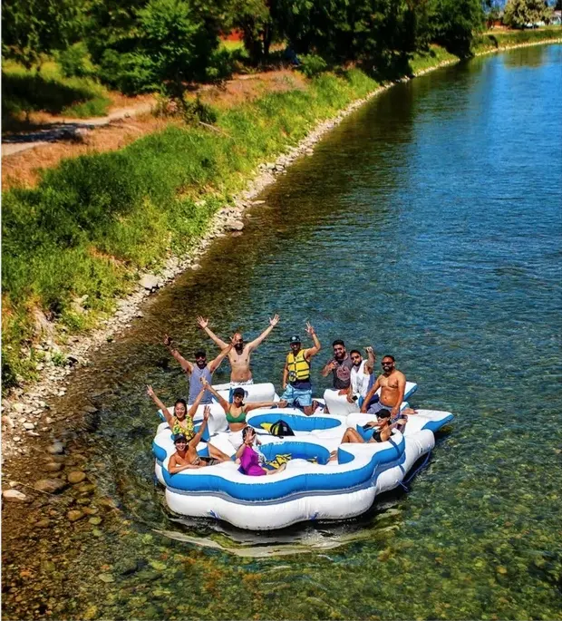 Inflatable nổi đảo nước chơi Thiết bị nổi đảo 10 người Hồ bơi bơm hơi Float đảo