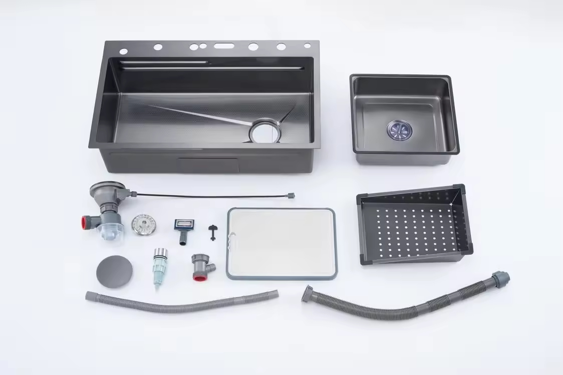 สีเทาเข้ม