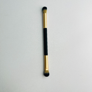 Yeni moda <span class=keywords><strong>16cm</strong></span> fırçalar Set göz farı kadınlar siyah ve altın çift göz farı karıştırma kapatıcı fırça
