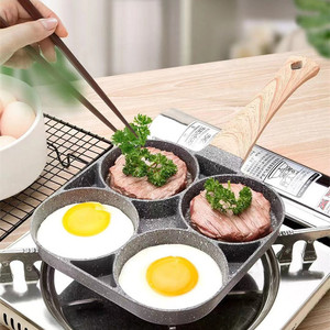 キッチンアイテムミニマリスト4セクション焦げ付き防止フライパン、朝食用卵用木製ハンドル付き - Product Image 3
